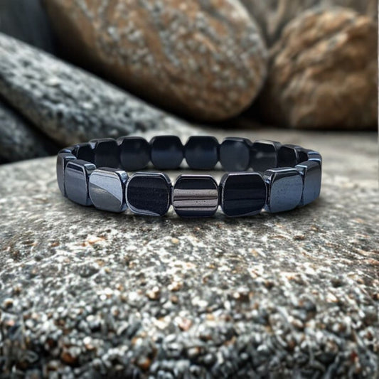 Güç ve İhtişam Hematit Bilekliği - Enerjinizi Yenileyin!